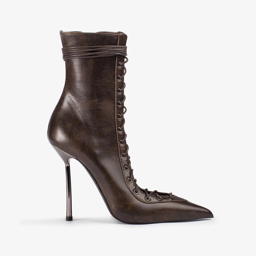 Le silla štikle braon