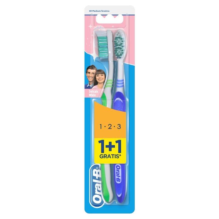 Oral B četkica Oral-B Delicate, 40 srednja