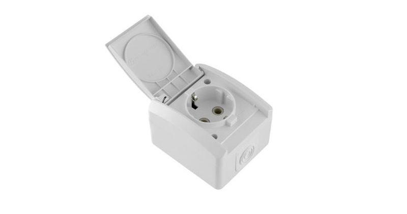 Schneider - OG utičnica šuko sa poklopcem