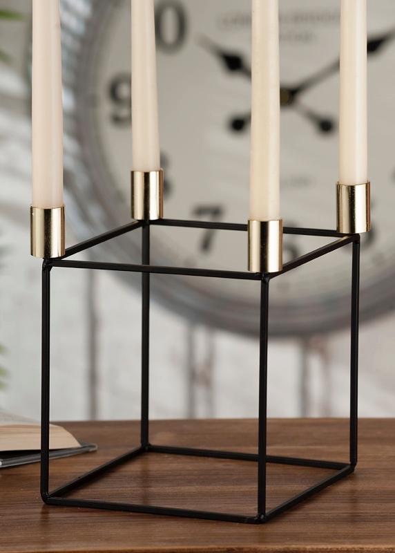 Svijećnjak Metalni 18X18Xh20