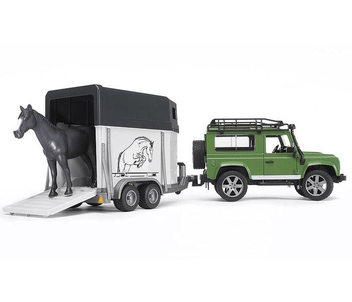 Bruder Igračka planinski džip sa prikolicom i konjem