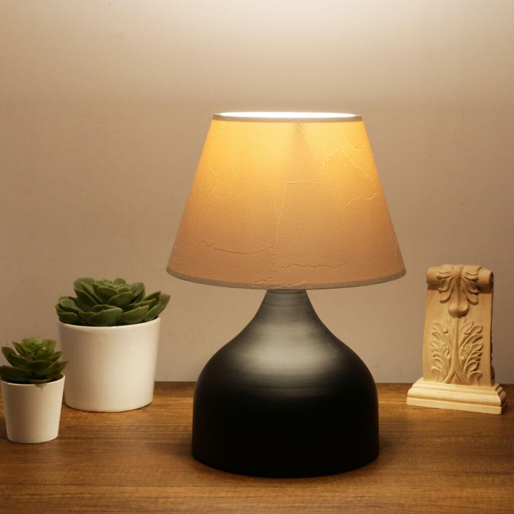 Opviq Stona lampa, Bijela