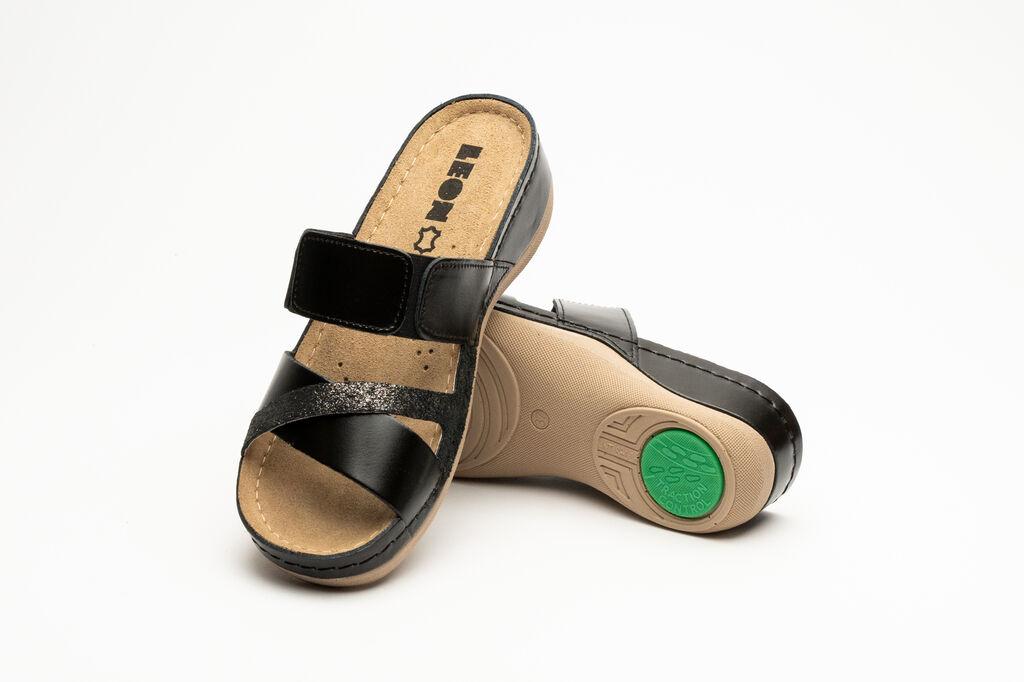 Leon Papuca Ženska crna