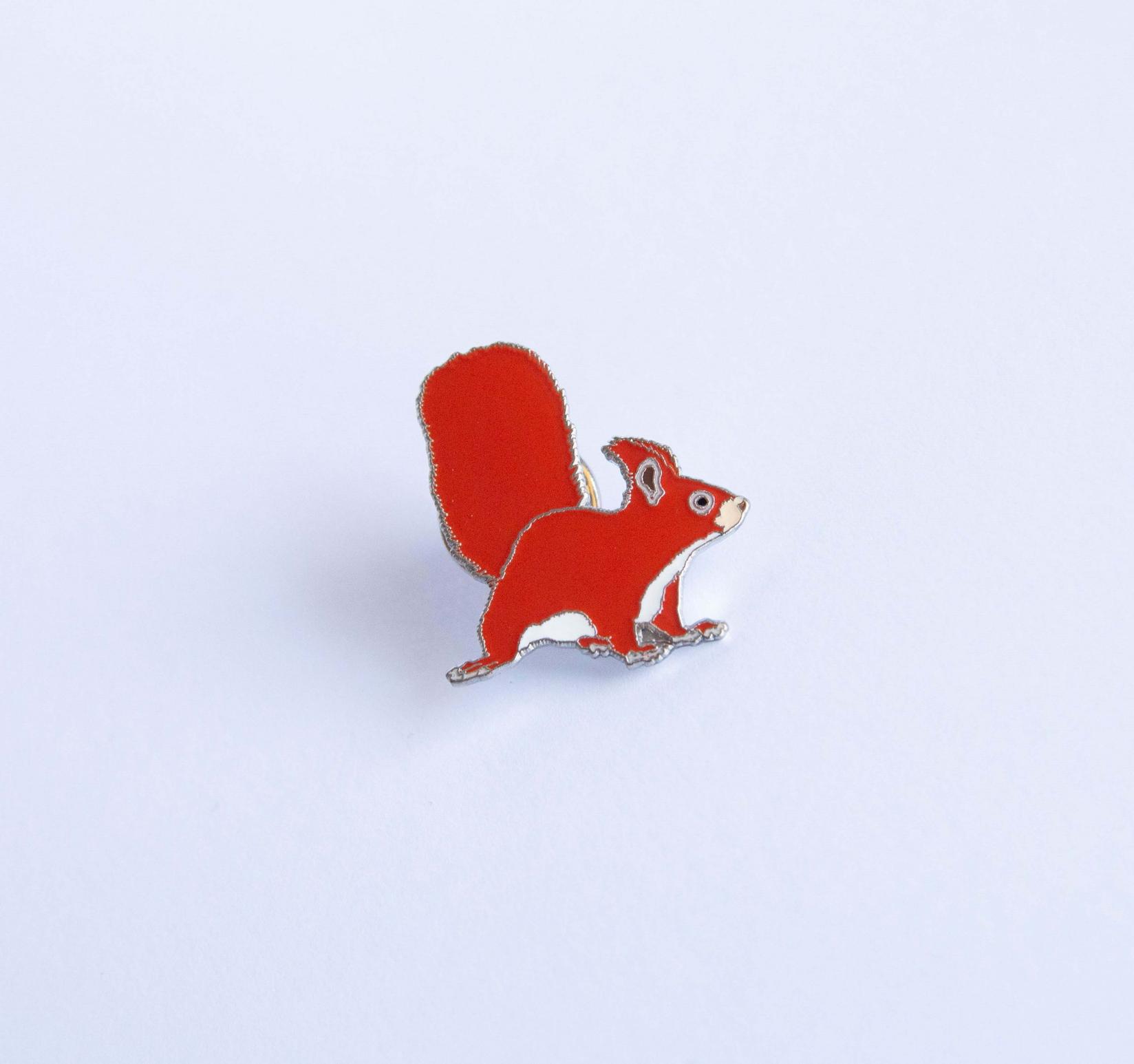 Monticola Bedž  Vjeverica (Sciurus vulgaris)