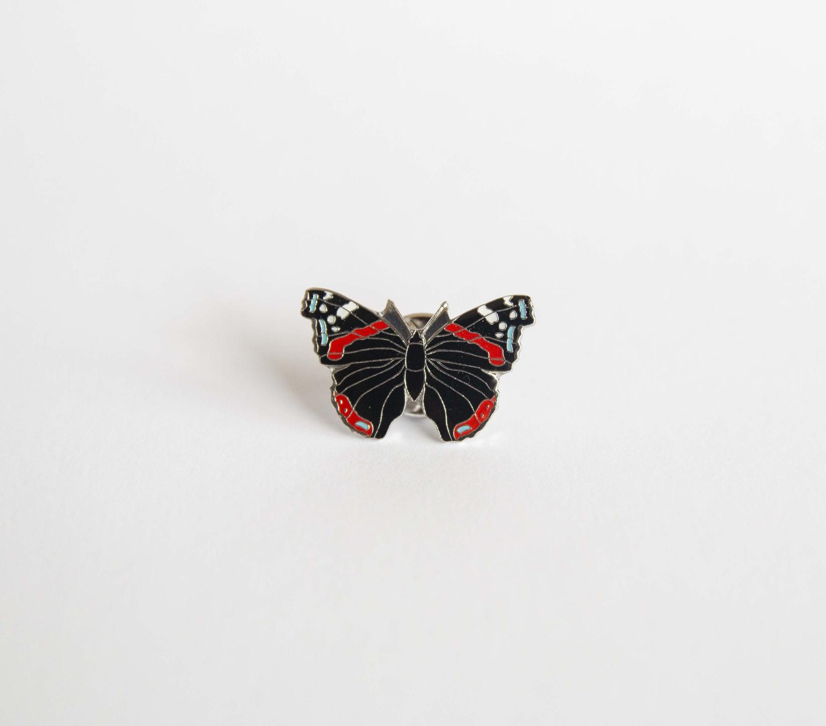 Monticola Bedž  Admiral (Vanessa atalanta)