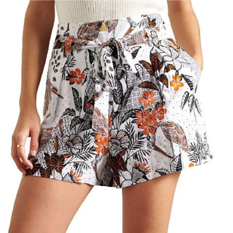 SUPERDRY Ženske kratke hlače PRINTED PAPERBAG bijele