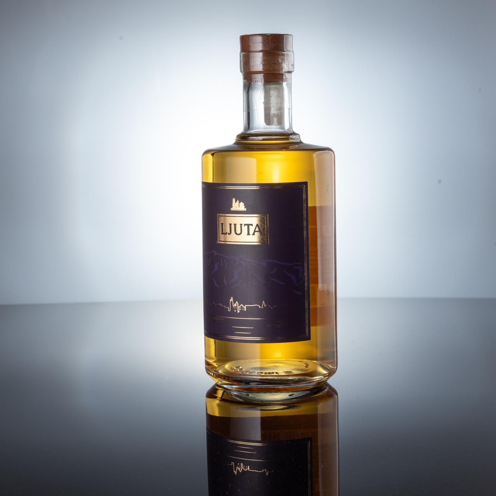 Ljuta šljivovica, 700 ml, 40% vol.