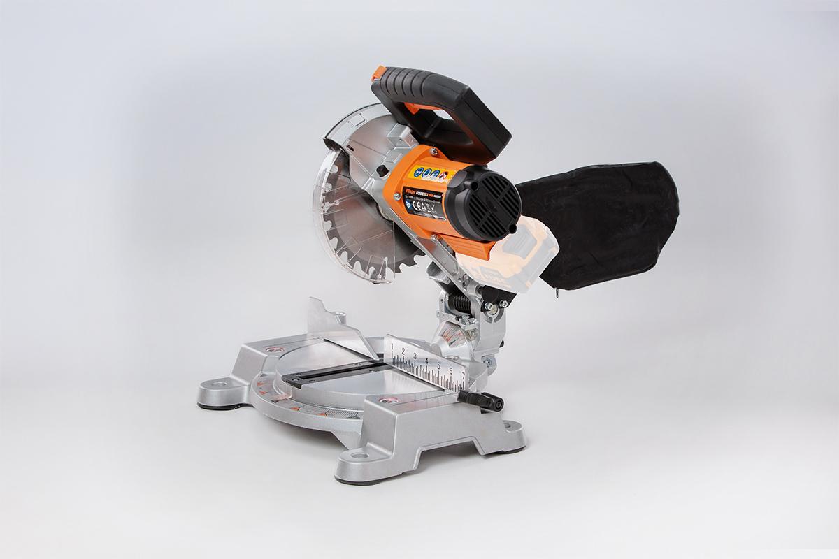 VILLAGER FUSE Akumulatorska dijagonalna pila bez četkica VMS 18020