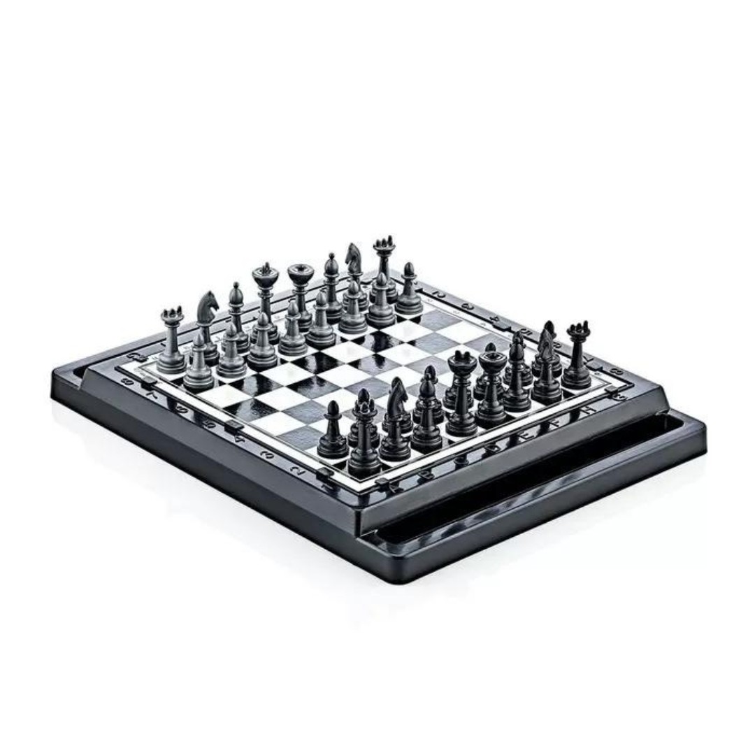 Guclu Plasticni Sah Set