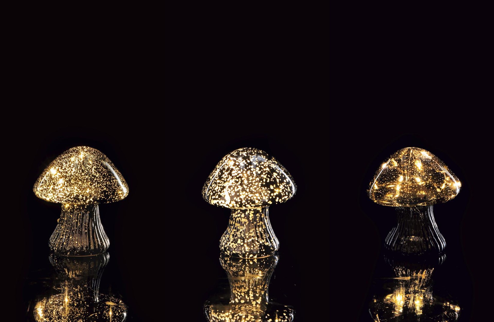 Staklena Lampa Sa Pečurkama 8 Led Dioda (Na Baterije 2Cr2032 K 3V)11Xh13 10776