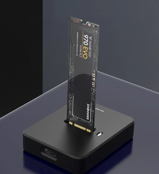 Gembird Desktop USB Type-C citac za NVMe i M2, Crna