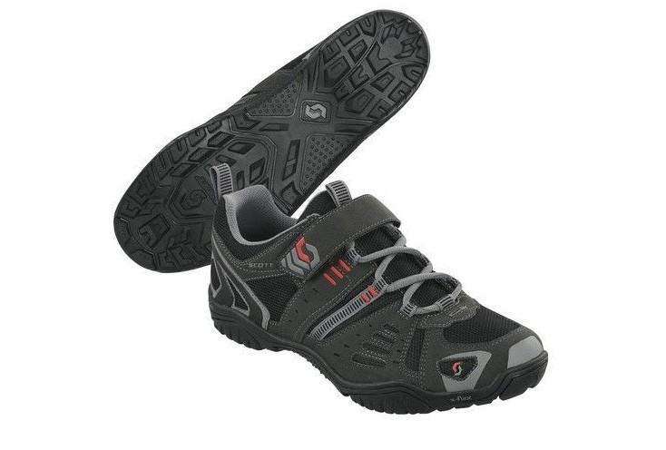 Cipele Scott Trail Crne 47