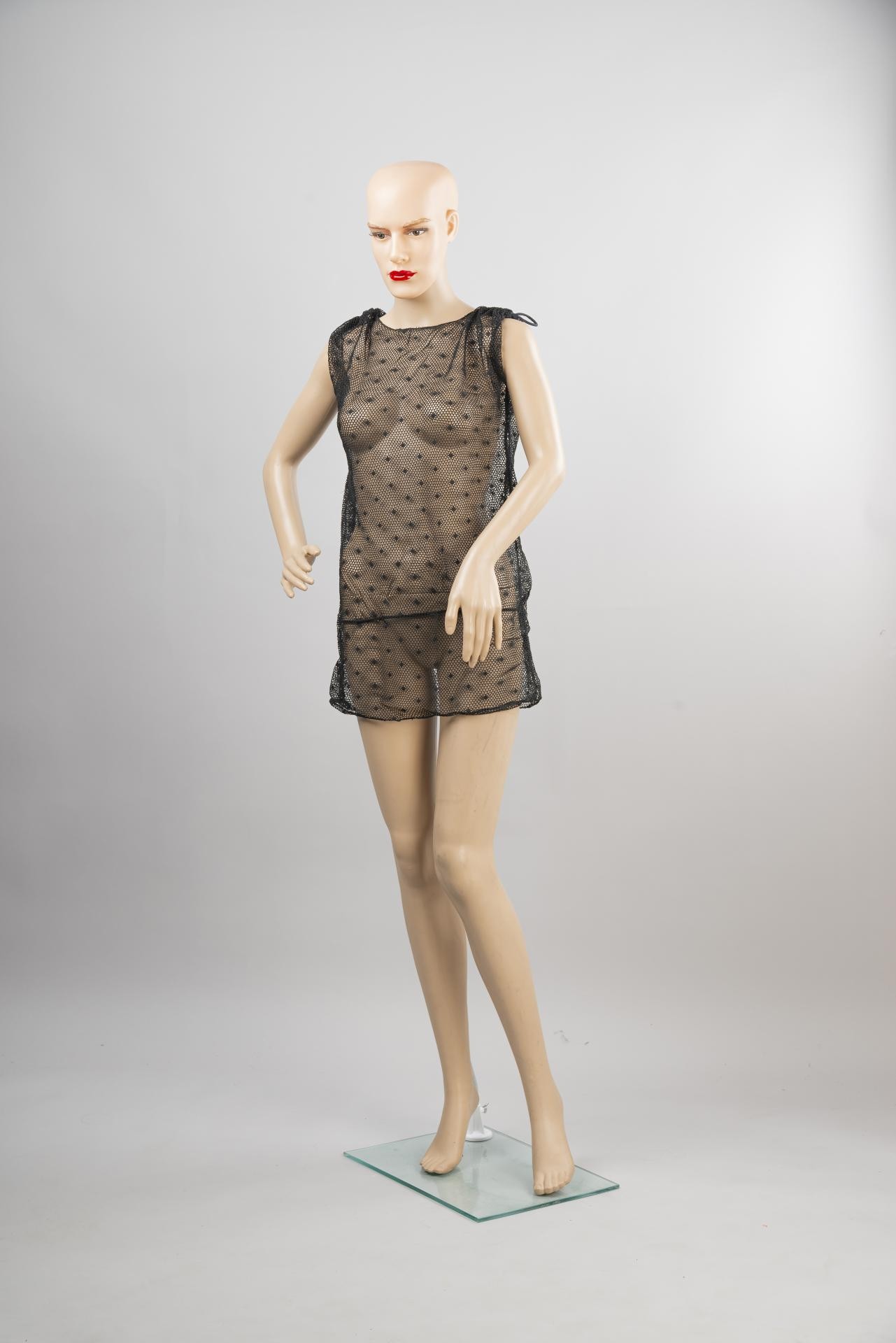 MREŽASTA TUNIKA ZA PLAŽU