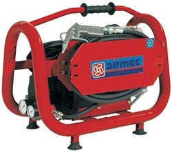 Kompresor 2,5L 8Bar 220L/m 1,5KW BRICO210
