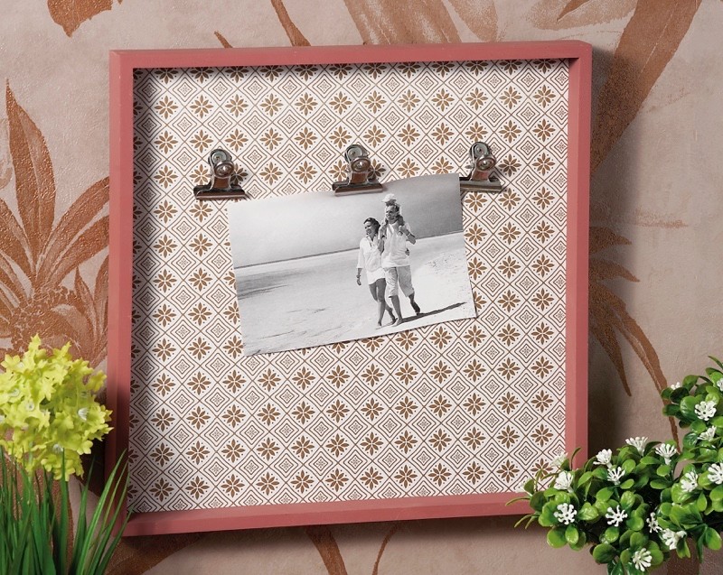 Ram Za Zid Memo  30*30*3Cm