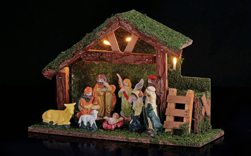 Bozicne Jaslice 9 Figura Svijetlece 32X12Xh21 71405