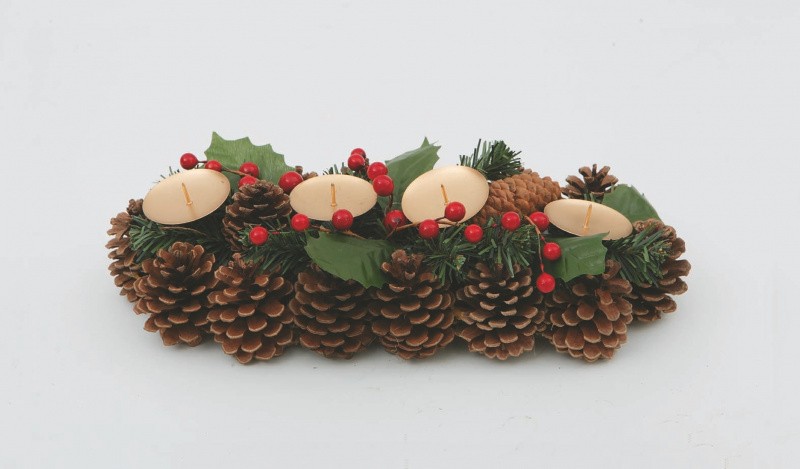 Novogodišnji  Svijećnjak Sa Sisarkama  Cetiri Svijece Cm.16X36 Ap46462