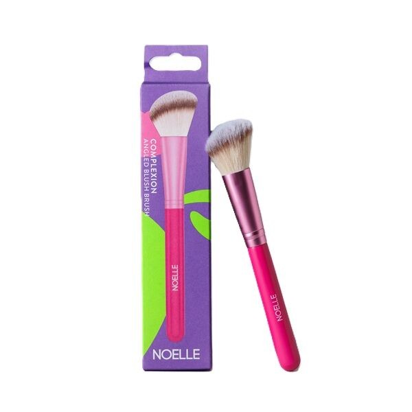 Noelle Cetkica Make Up Brush 04