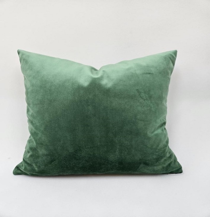 Mercis Amsterdam Jastuk, Zelena