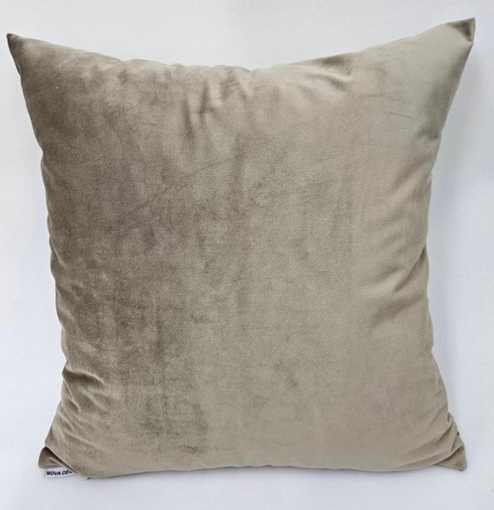 Mercis Amsterdam Jastuk, Siva