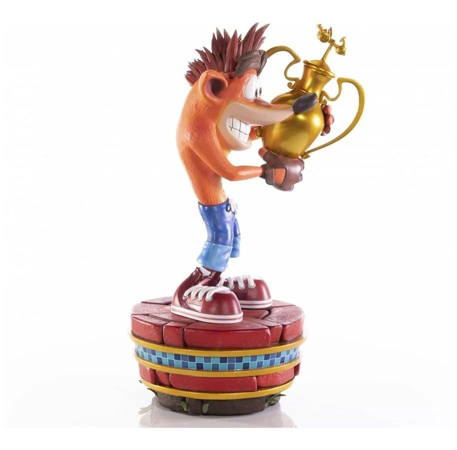 Statue Crash Team Racing Nitro-Fueled - Crash (Winner)